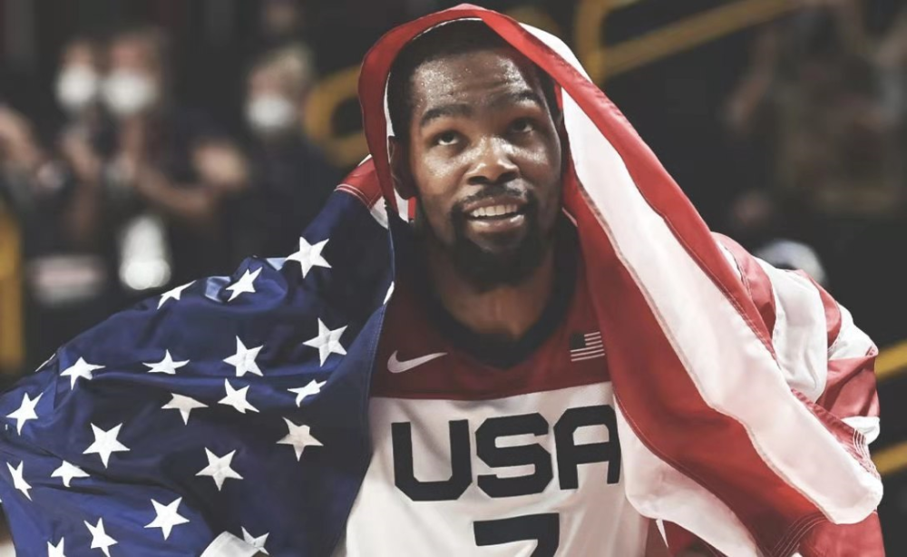 本納賽爾抓 本納賽爾抓