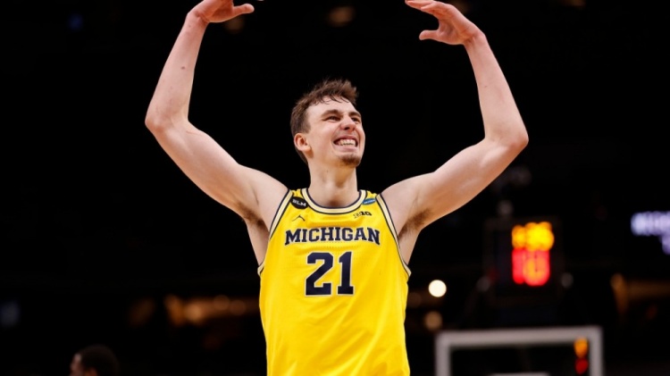 也磨练了他 也磨练了他