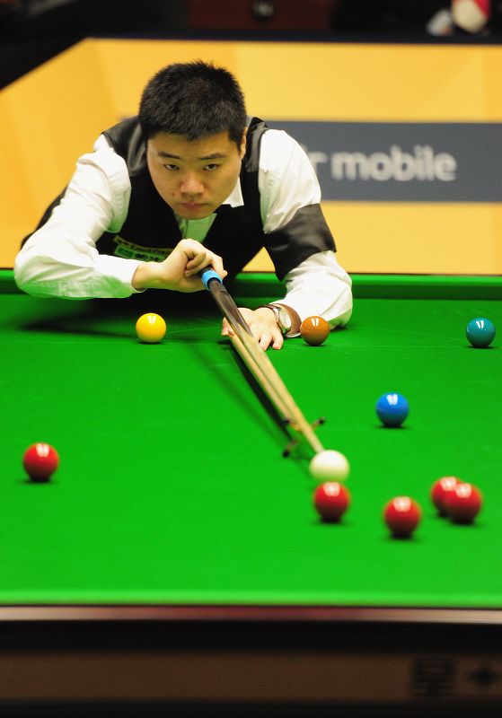 坎爷儿子穿 坎爷儿子穿